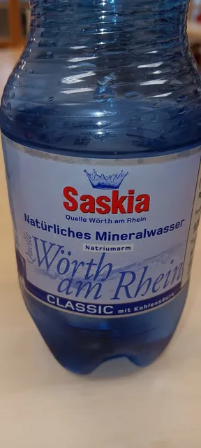 Saskia Classic Natural Mineral Water 0.5 l, front of pack