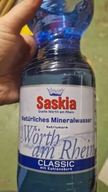 Saskia Classic Natural Mineral Water 1.5 l, front of pack