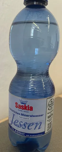 Saskia Classic Natural Mineral Water, Quelle Jessen 0.5 l, front of pack