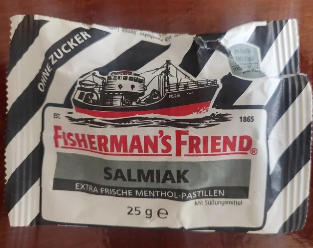 Fisherman's Friend Salmiak ohne Zucker 25 g, front of pack
