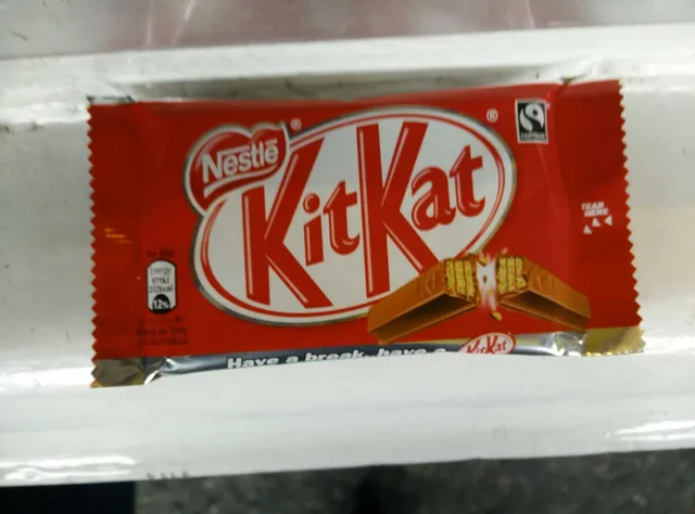 KitKat 4 Finger 45 g, front of pack