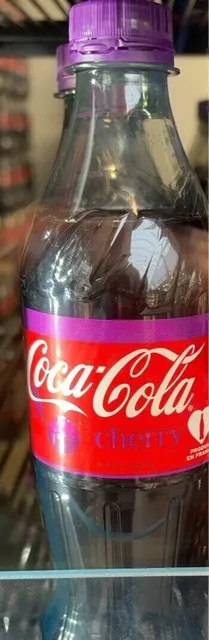 Coca-Cola Cherry 500 ml, front of pack