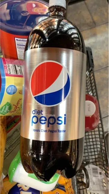 Diet Pepsi 2 L, front of pack