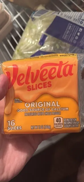 Velveeta Slices Original 12 oz (340 g), front of pack