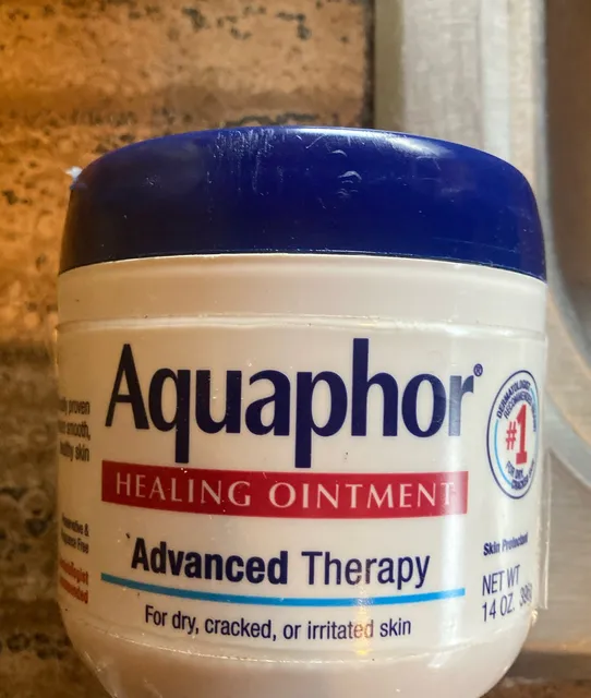 Aquaphor Healing Ointment Advanced Therapy 14 oz, front of pack