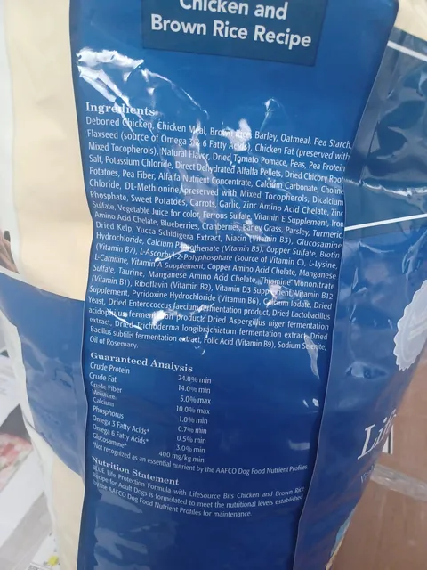BLUE Life Protection Formula Adult Chicken & Brown Rice Recipe 30 lb, ingredients of pack