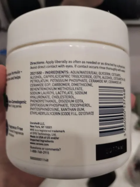 CeraVe Moisturizing Cream 453 g, back of pack