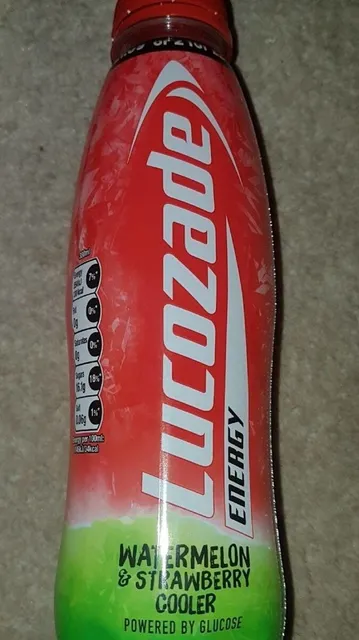 Lucozade Energy Watermelon & Strawberry Cooler 380 ml, front of pack