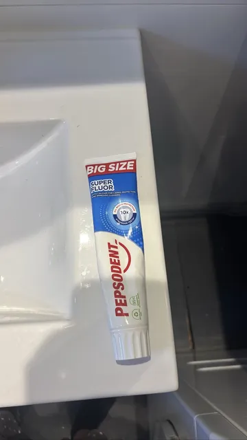 Pepsodent Super Fluor 125 ml, front of pack