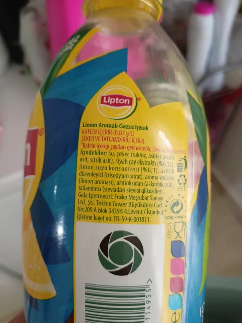 Lipton Ice Tea Lemon 1.5 L, ingredients of pack