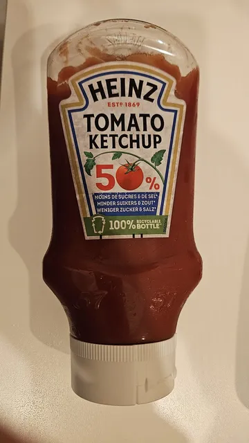 Heinz Tomato Ketchup 50% Less Sugar & Salt 500 ml, front of pack