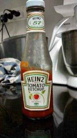 Heinz Tomato Ketchup Original Heinz Tomato Ketchup 300 g