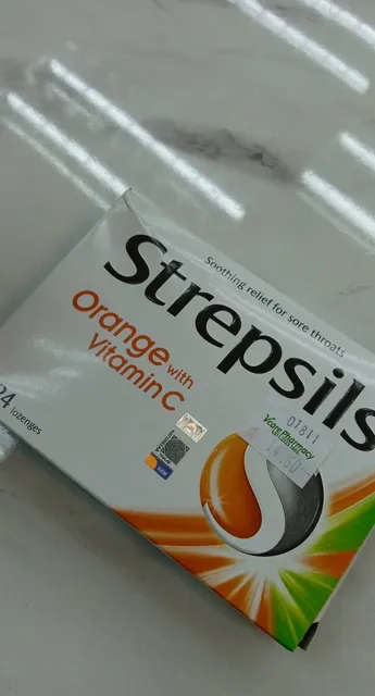 Strepsils Orange with Vitamin C 24 lozenges, front of pack